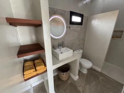 Beach Villa Corralejo ensuite bathroom 5